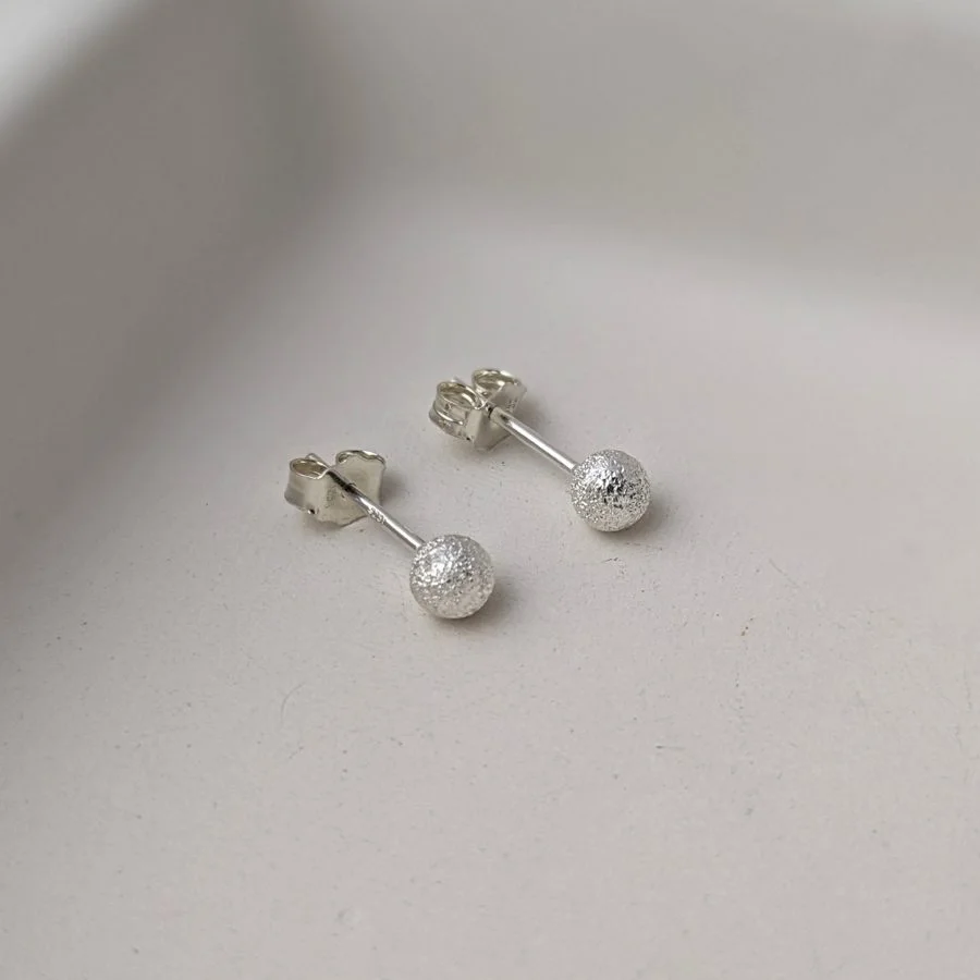 Boucles point scintillant argent (échantillons) - Peasejewelry